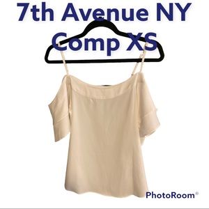 White off the shoulder top. XS